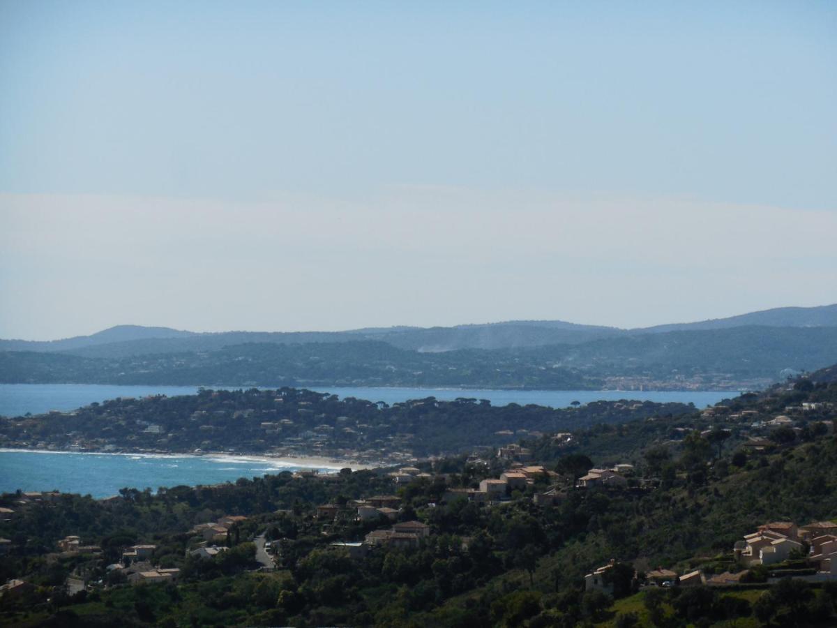 Tres Bel Appartement T3 Avec Splendide Vue Mer レ・ズィサンブル エクステリア 写真