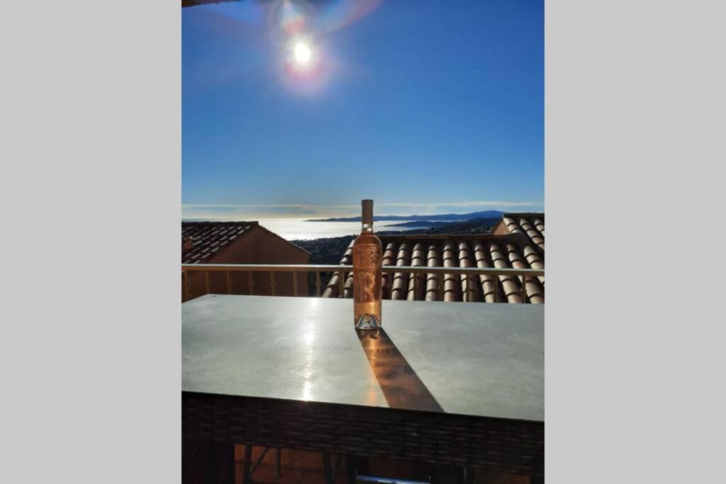Tres Bel Appartement T3 Avec Splendide Vue Mer レ・ズィサンブル エクステリア 写真